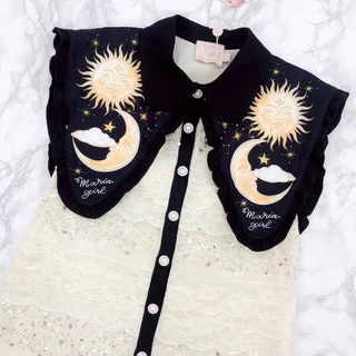 (มี3XL) Universe Midnight Dress เดรสทรงปล่อยผ้าลูกไม้&ผ้าปักเลื่อมตัดต่อเลเยอร์ ปกกะลาสีโค้ง กระดุมหน้า มีซับใน