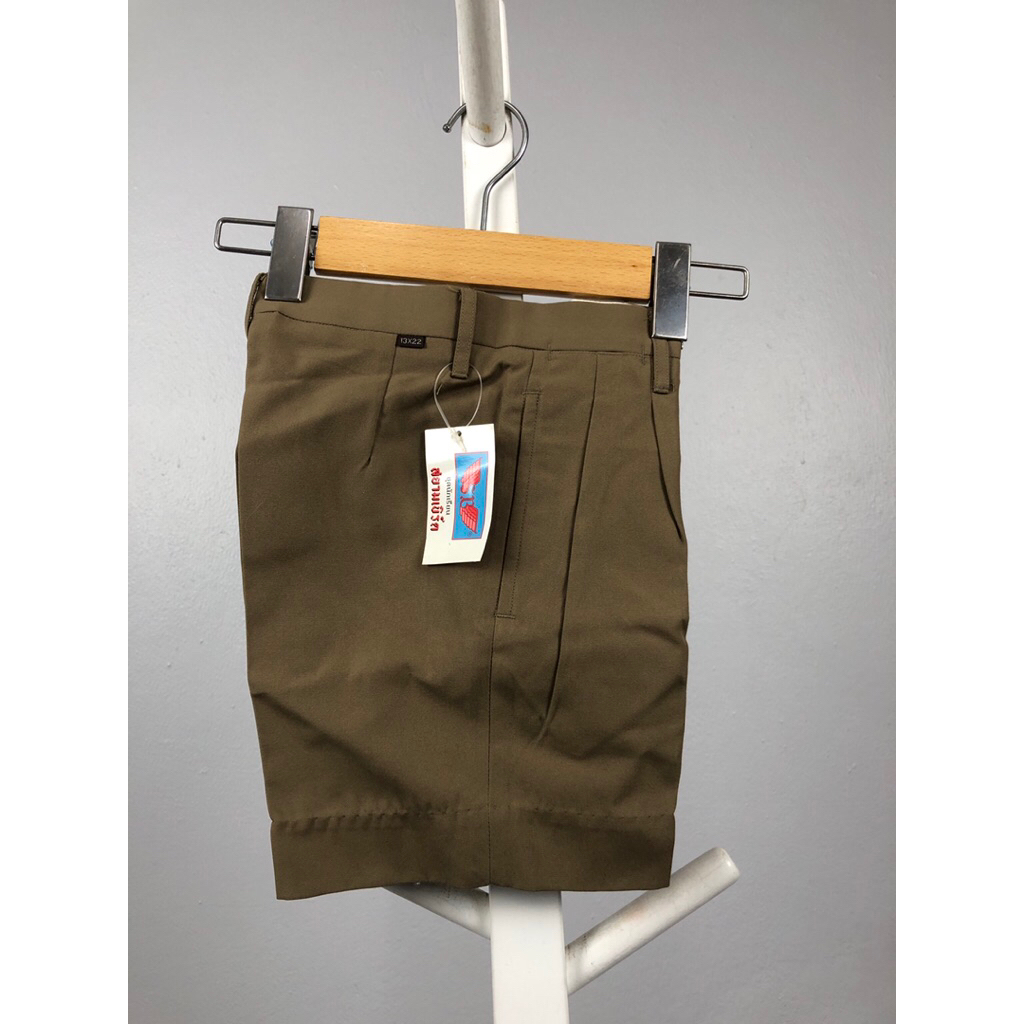 กางเกงนักเรียนสีกากีเอว 22 นิ้วยาว 13 นิ้วมือหนึ่งยี่ห้อสยามเบิร์ด