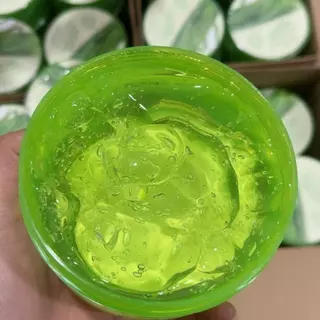 【ซื้อ 1 แถม 1】เจลว่านหางจระเข้ Aloe Vera 99% 300ml