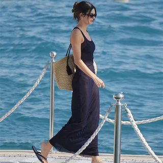 ผ้าคลุม กระโปรงยาวผ้าทูล ใส่คู่กับบิกินี่ สีน้ำเงินกรมท่า OOTD