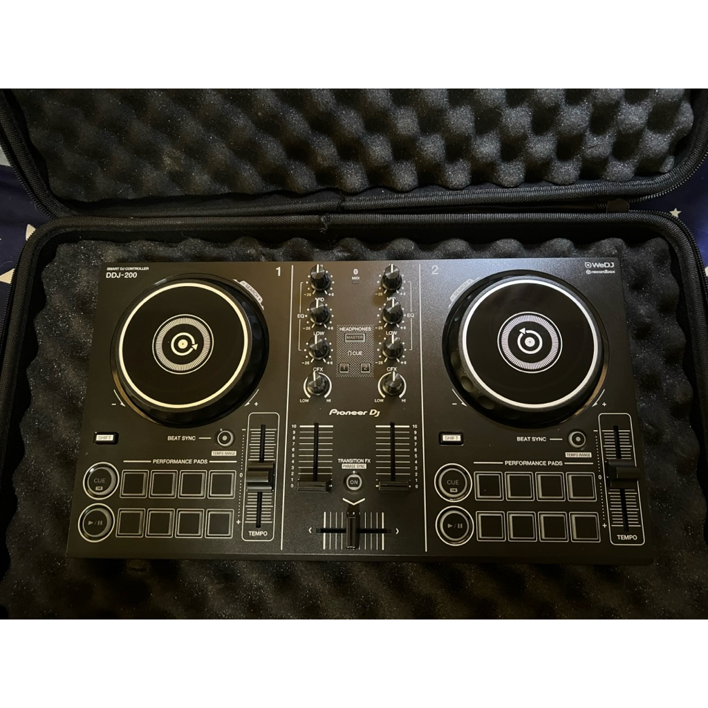 Pioneer Dj DDj-200 / Smart Dj Controller แถมกระเป๋าใส่ ฟรี!!