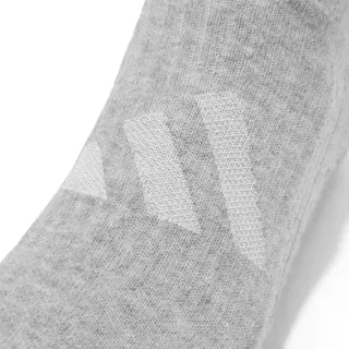 adidas ถุงเท้าสตูดิโอ / Studio Socks (1 คู่ / 1 Pair)