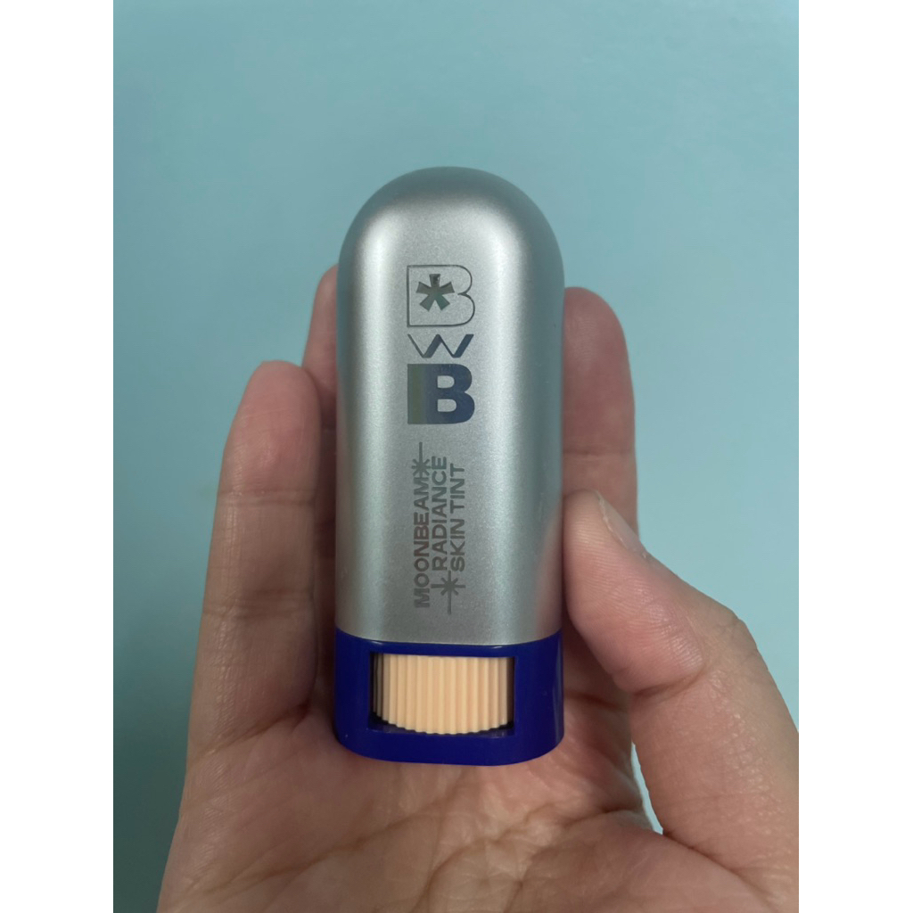 (สกินทินต์ผิวสวยไว) BWB Moonbeam Radiance Skin Tint
