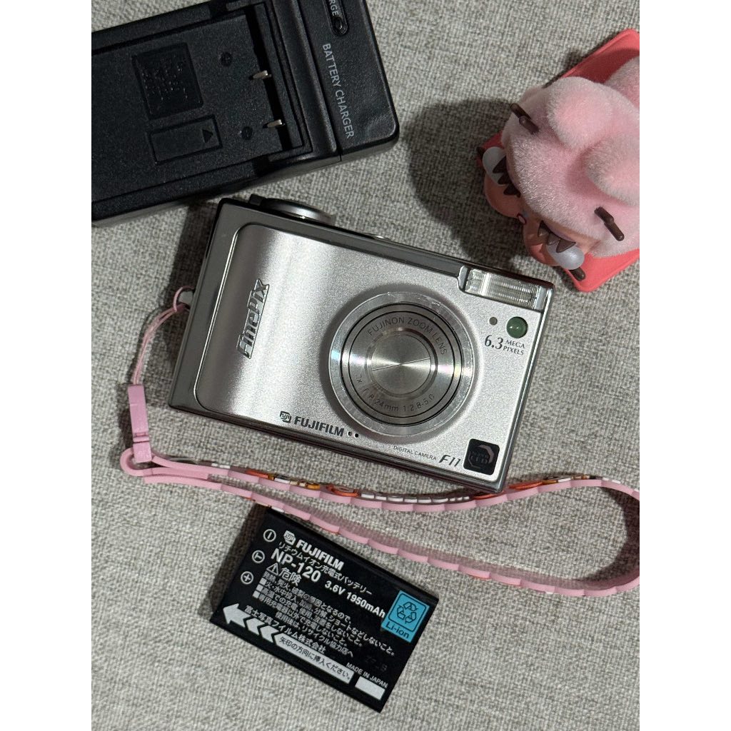 กล้องดิจิตอล Fujifilm finepix f11 (พร้อมxd card)