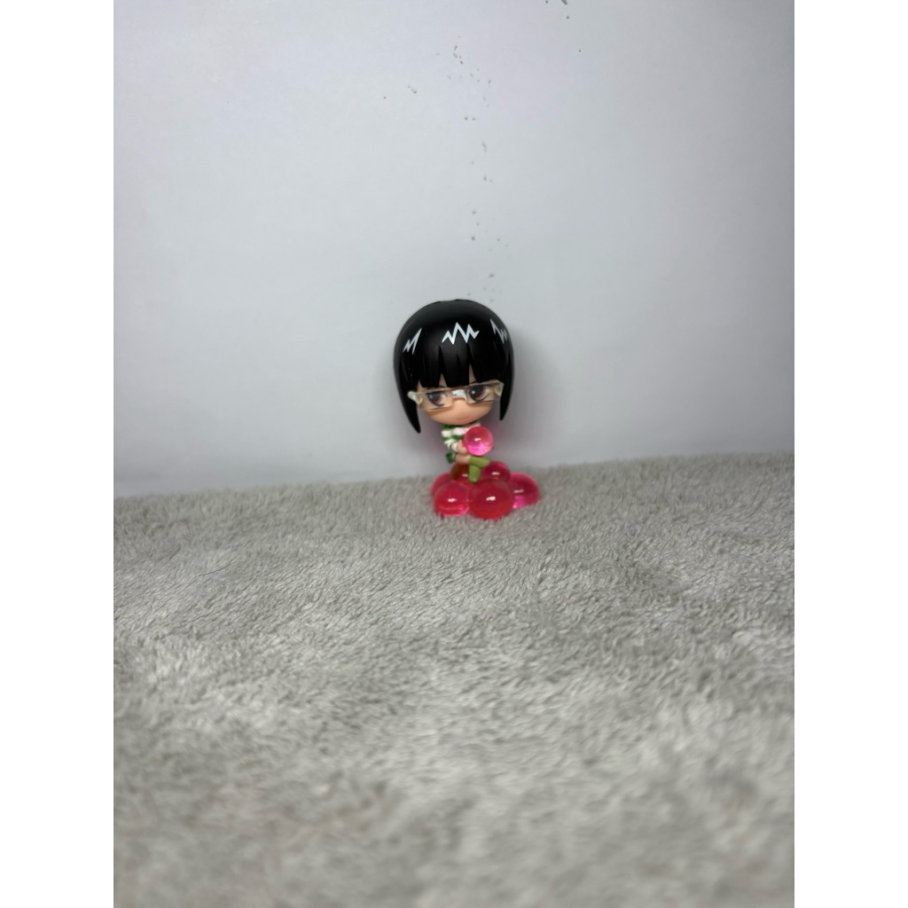 ONE PIECE GASHAPON ROBIN