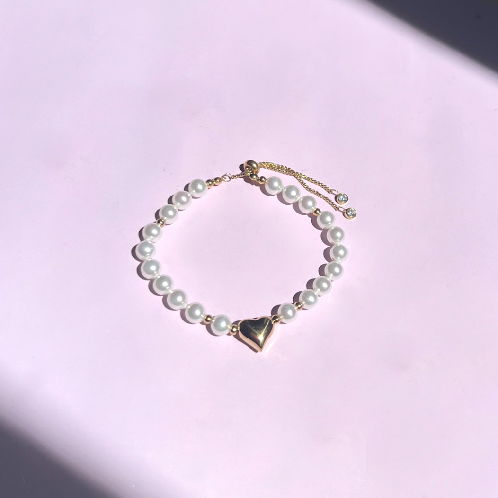 aesdothete -'Pearla Amore' bracelet สร้อยข้อมือไข่มุก