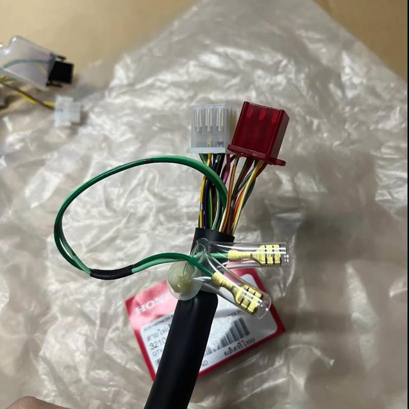 ชุดสายไฟเรือนไมล์ W-125S ตัวเก่า (หัวเถิก) สตาร์ทมือ ของแท้เบิกศูนย์ 32101-KPH-900 มอเตอร์ไซค์ Motor