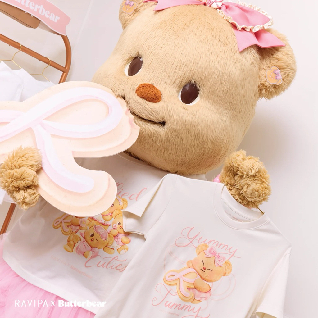 พร้อมส่ง✨RAVIPA x Butterbear - Yummy Tummy T-Shirt (Cream)