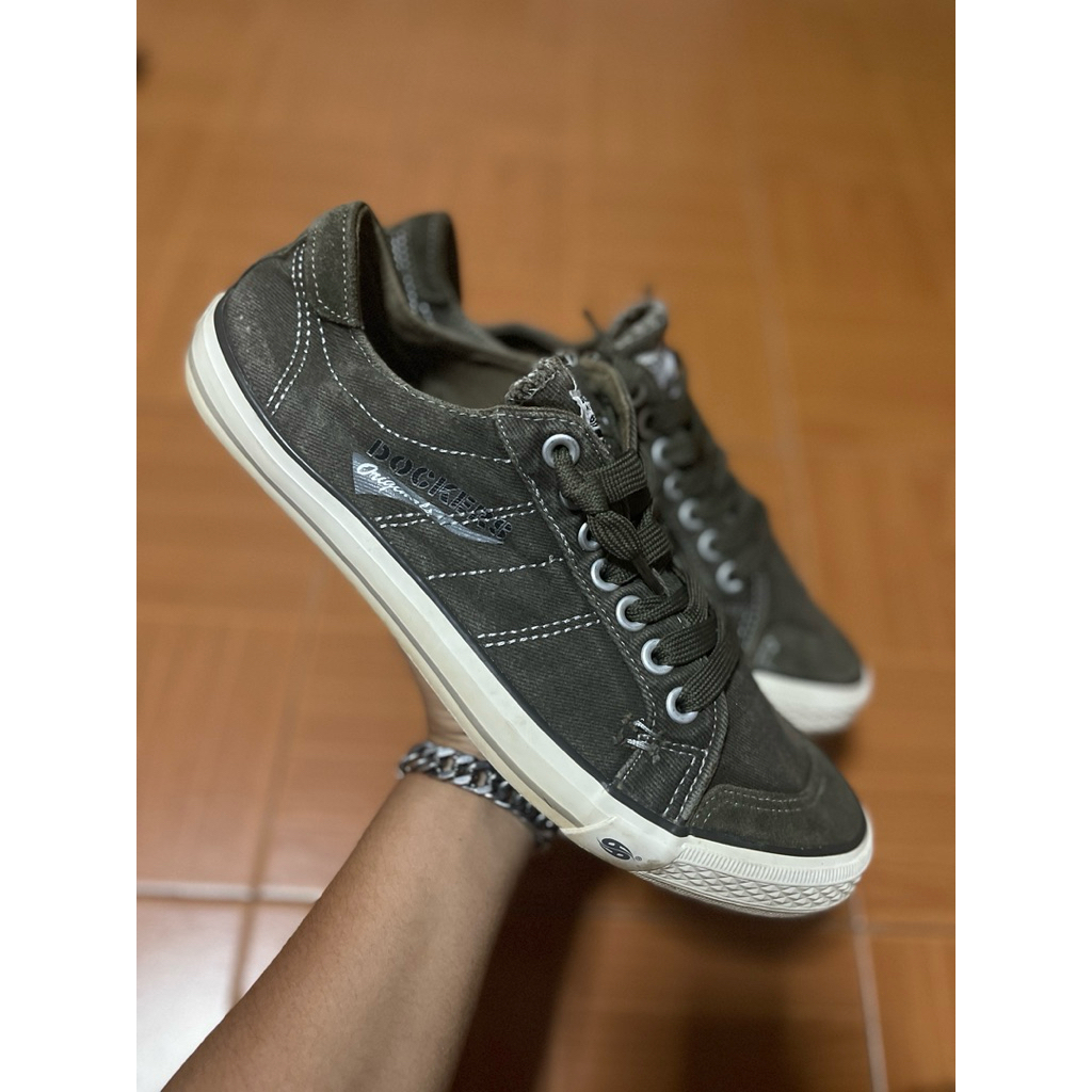 Dockers สีเขียวขี้ม้า ไซร้ 43/28 มือสองของแท้