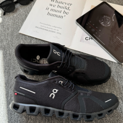 ของแท้ 100%On Cloud 5 Black