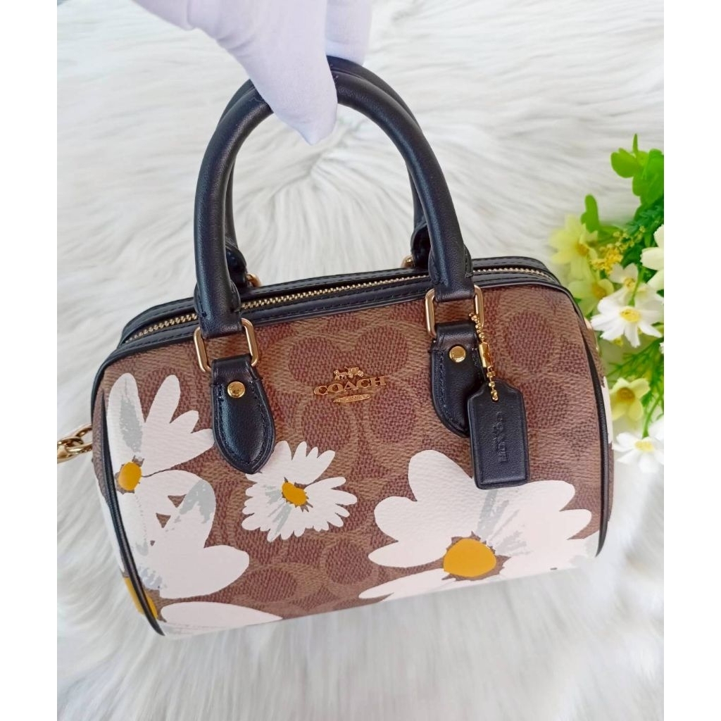 Coach แท้ 💯  Mini Rowan