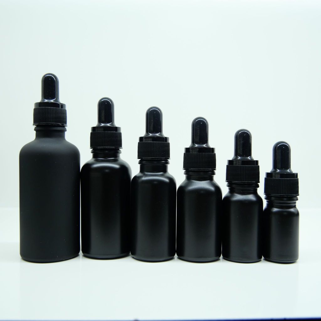 [COSS]ขวดแก้วสีดำขุ่น YB18-BK(ขุ่น) 5- 50ml  ฝาดรอปเปอร์ ใส่น้ำมันหอม/เซรั่ม พร้อมส่งจากไทยราคาถูก