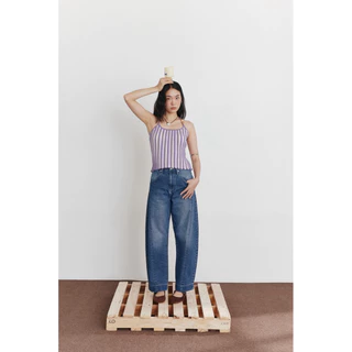 Loma Barrel Jeans [พร้อมส่ง] กางเกงขายาวทรง Barrel ปักโลโก้ที่กระเป๋าหลังฝาปิด