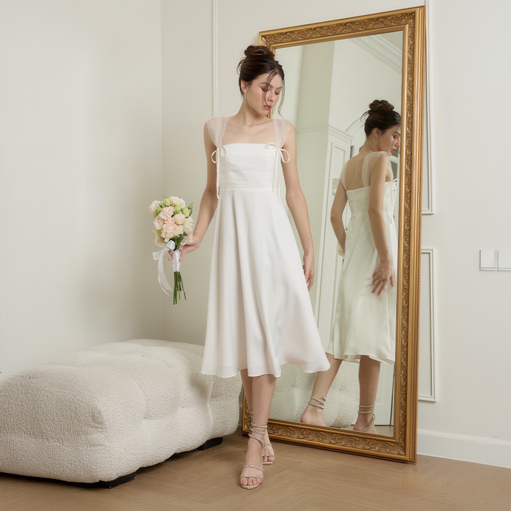 lavori เดรสออกงาน รุ่น Darlene Dress ยาวคลุมเข่า (LAV65)