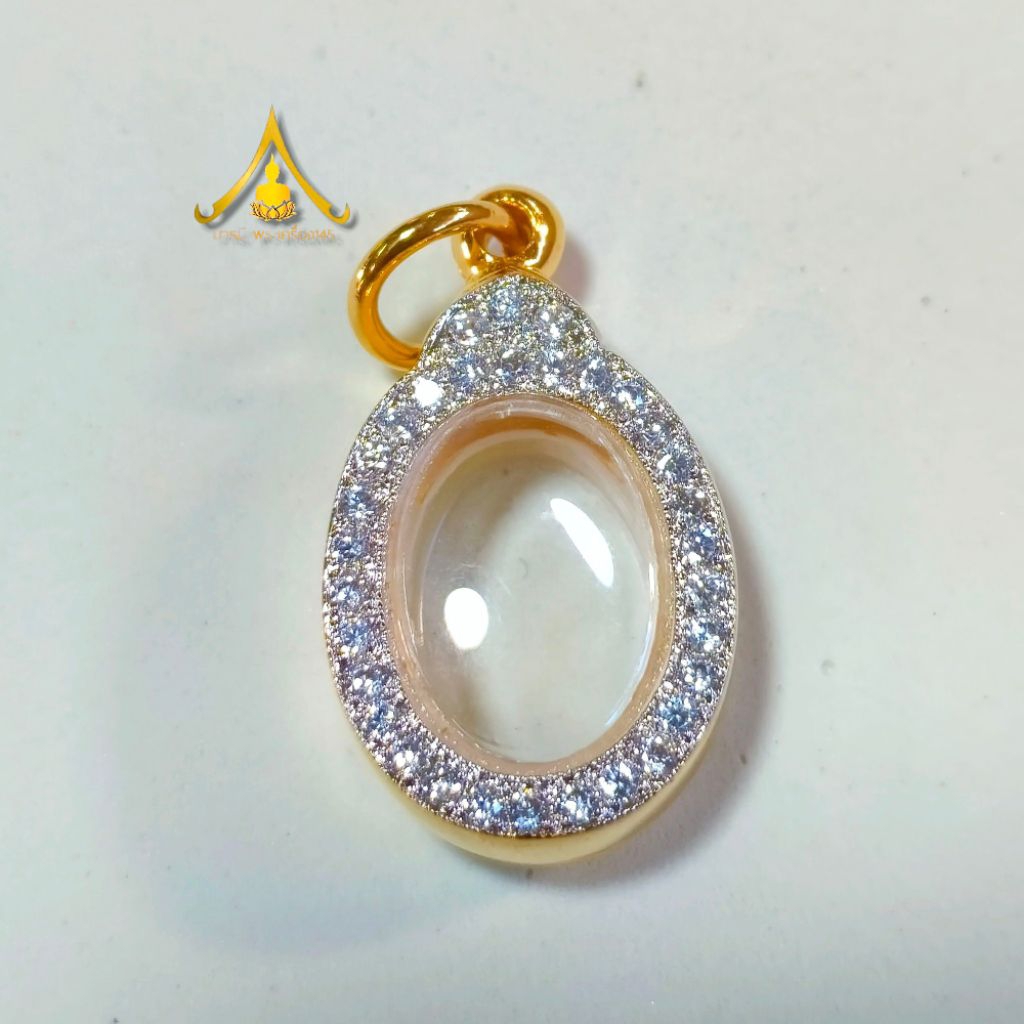 กรอบพระ กรอบพระเม็ดแตง กรอบเหรียญเม็ดแตง และพระทรงขนาดใกล้เคียง ทองอิตาลี หลังเรียบขัดเงา