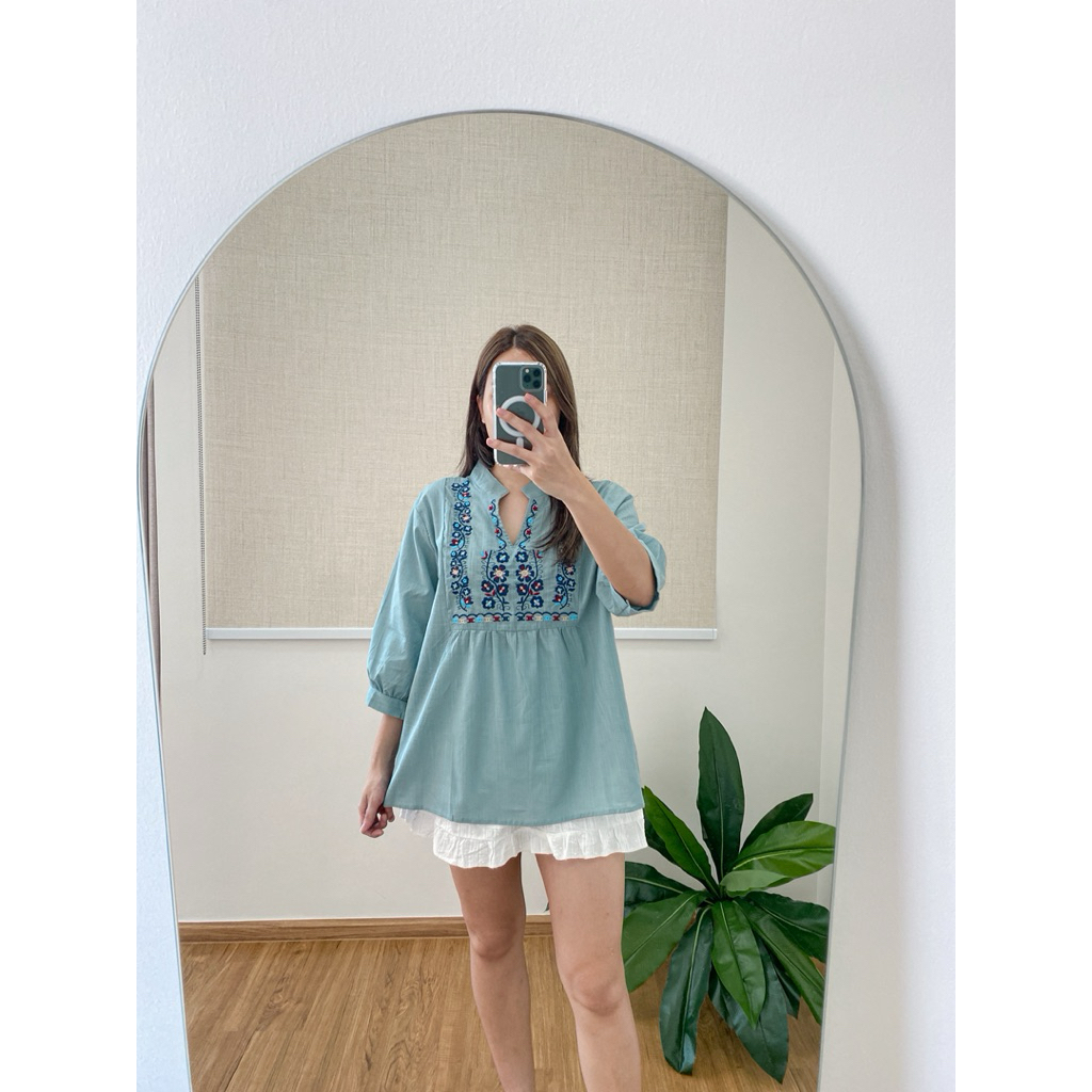 เสื้องานปักคอจีนลายดอกไม้ - รูปที่ 5