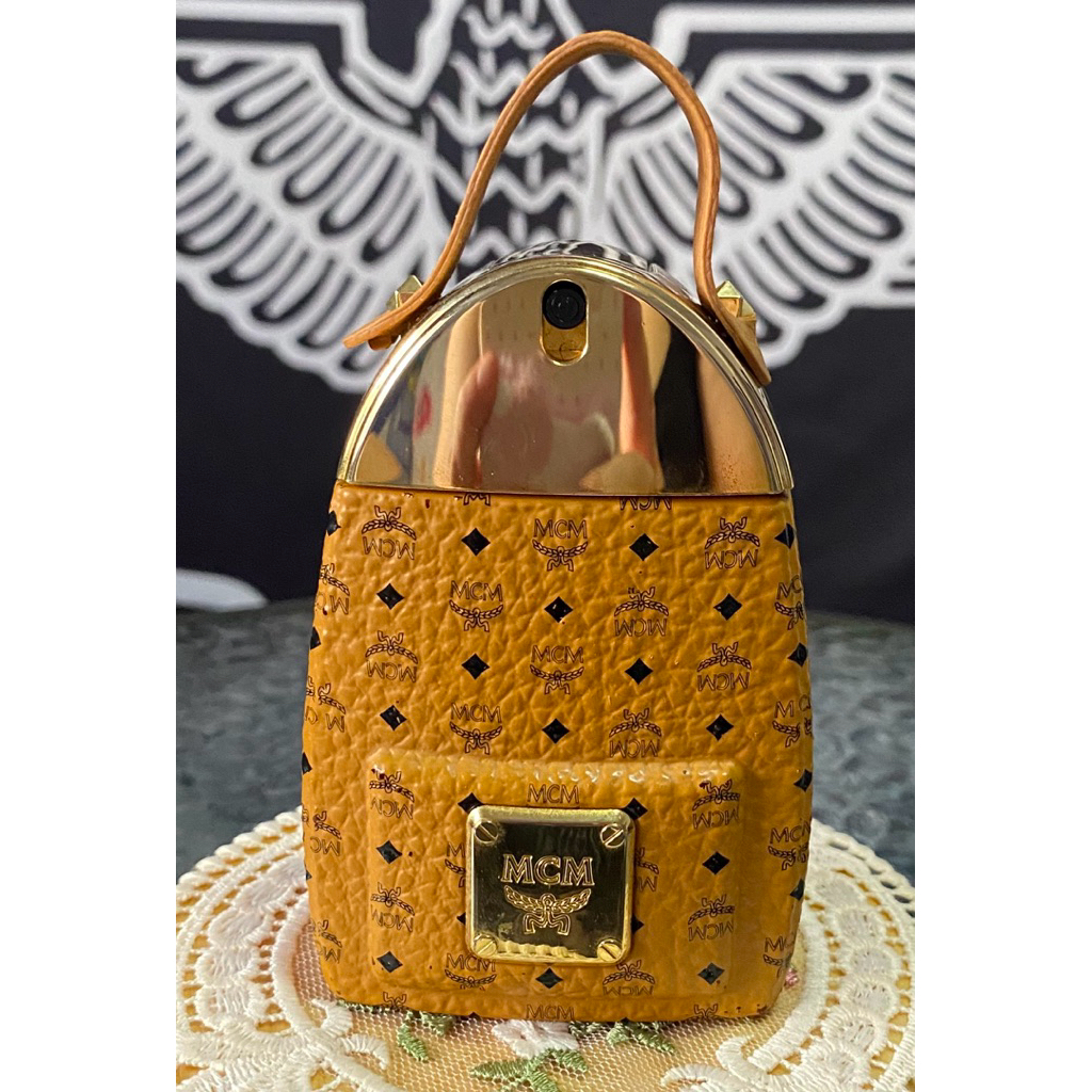 น้ำหอมทรงกระเป๋าmcm 75ml.มือสองของแท้ค่ะ