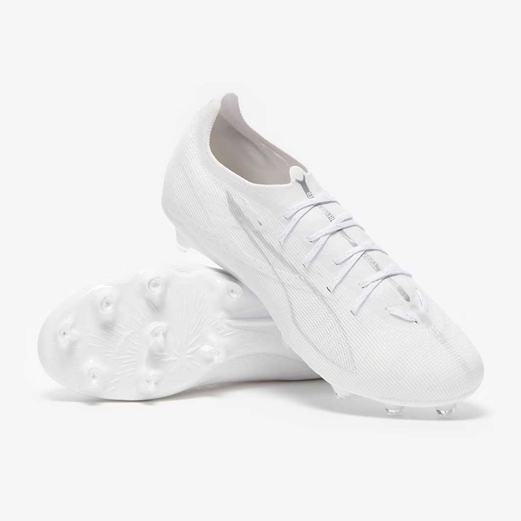 รองเท้าฟุตบอล Puma Ultra 5 Match FG/AG