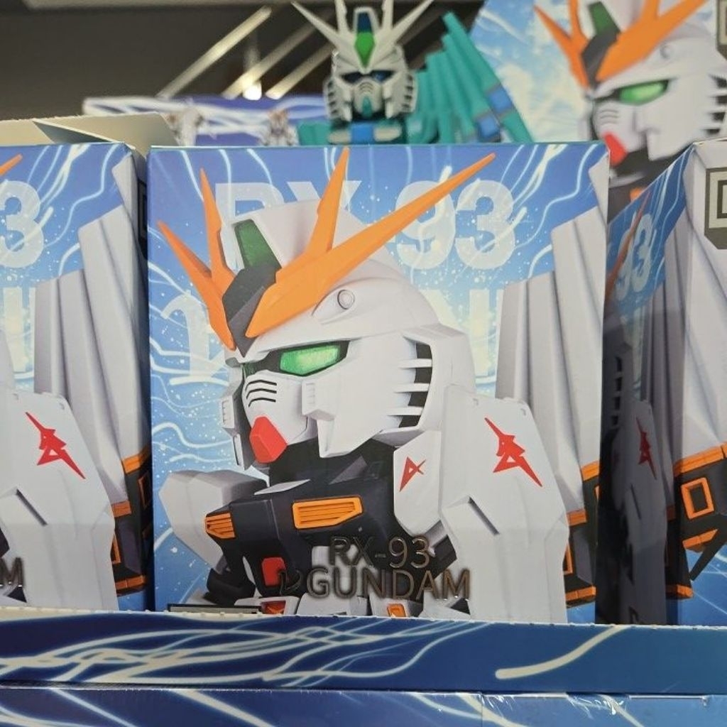 QMSV​ MINI​ RX-93 V GUNDAM​ กล่องสุ่มของแท้​ ของใหม่ยังไม่แกะ