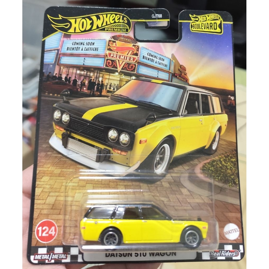Hot Wheels Boulevard Datsun 510 Wagon 1:64