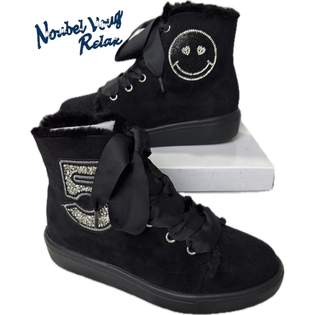 รองเท้า มือสอง รองเท้าผ้าใบหุ้มข้อสูง Noubel Vogue Relax นูเบลวูกรีแลกซ์รองเท้าบูทผ้าใบหุ้มข้อมีเชือ