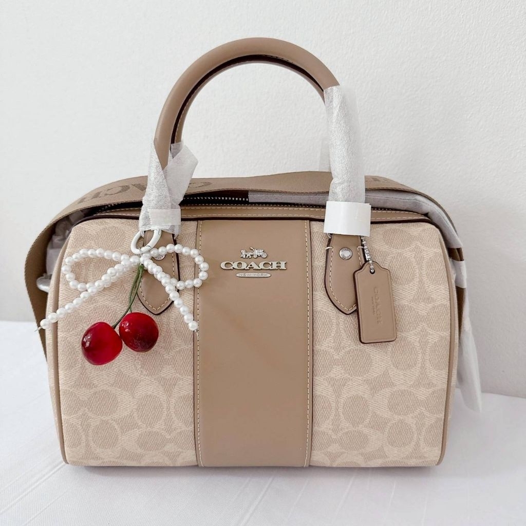 Coach แท้ 💯   Rowan Bag