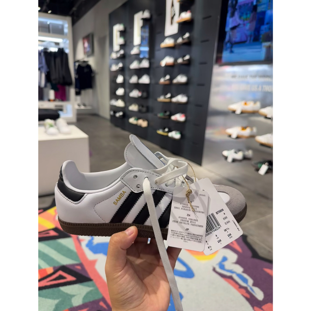 【ถุงเท้าฟรี🧦ของแท้】🔥HOT ADIDAS ORIGINALS SAMBA OG รองเท้ากีฬาลำลองสำหรับผู้ชายและผู้หญิง พร้อมกล่อง