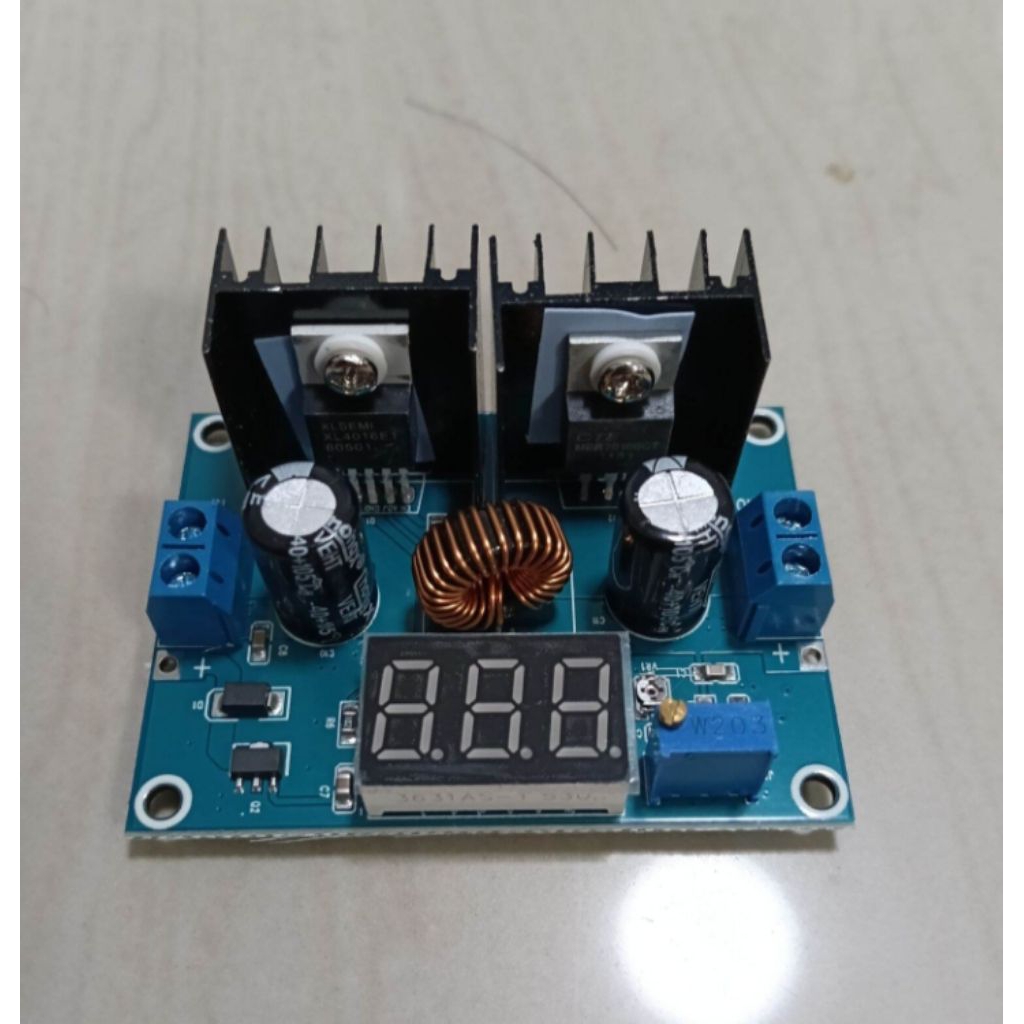 โมดูล XL4016  step down 8A  DC to DC จาก 4-40V เป็น 1.25-36V แบบดิจิตอล