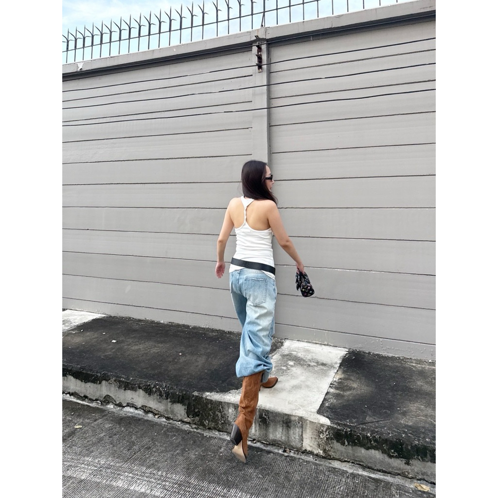 T1208 Twist tank top