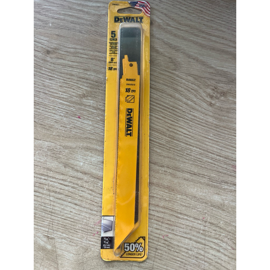 DEWALT ใบเลื่อยชักงานเหล็ก ยาว 8 นิ้ว 18TPI (5ใบ) ตัดเหล็ก รุ่น DW4821