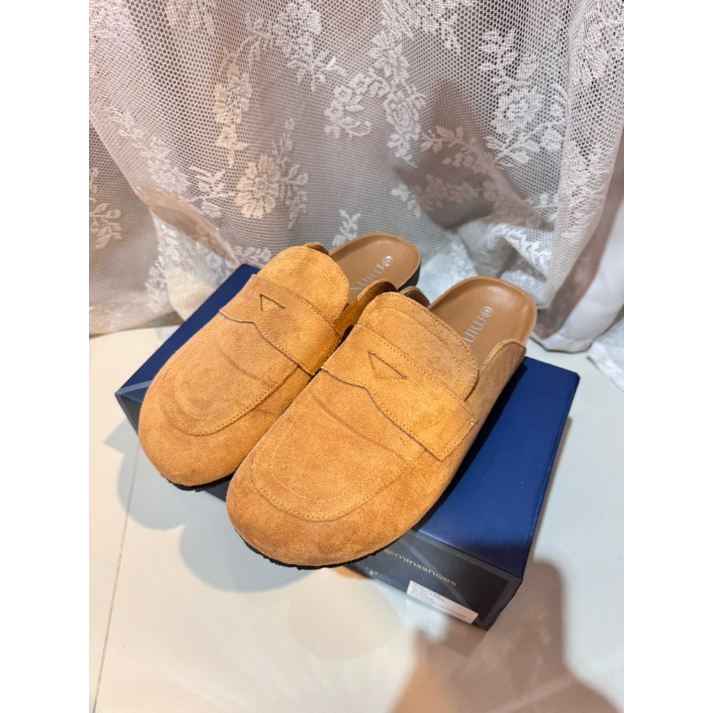 ส่งต่อ รองเท้า Minx shoes รุ่น Wynn slipper สี caramel