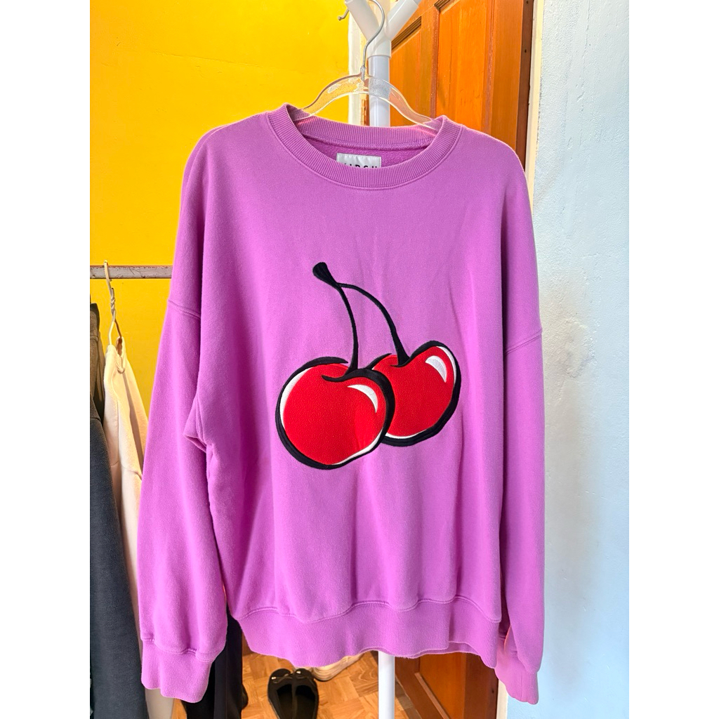 เสื้อสเวตเตอร์ Kirsh Big Cherry มือสอง (ของแท้🍒)