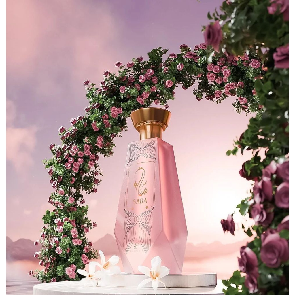 น้ำหอม SARA เป็นน้ำหอมประเภท Extrait De Parfum ที่มีกลิ่นหอมแบบดอกไม้และผลไม้ที่หรูหราและติดทนนาน