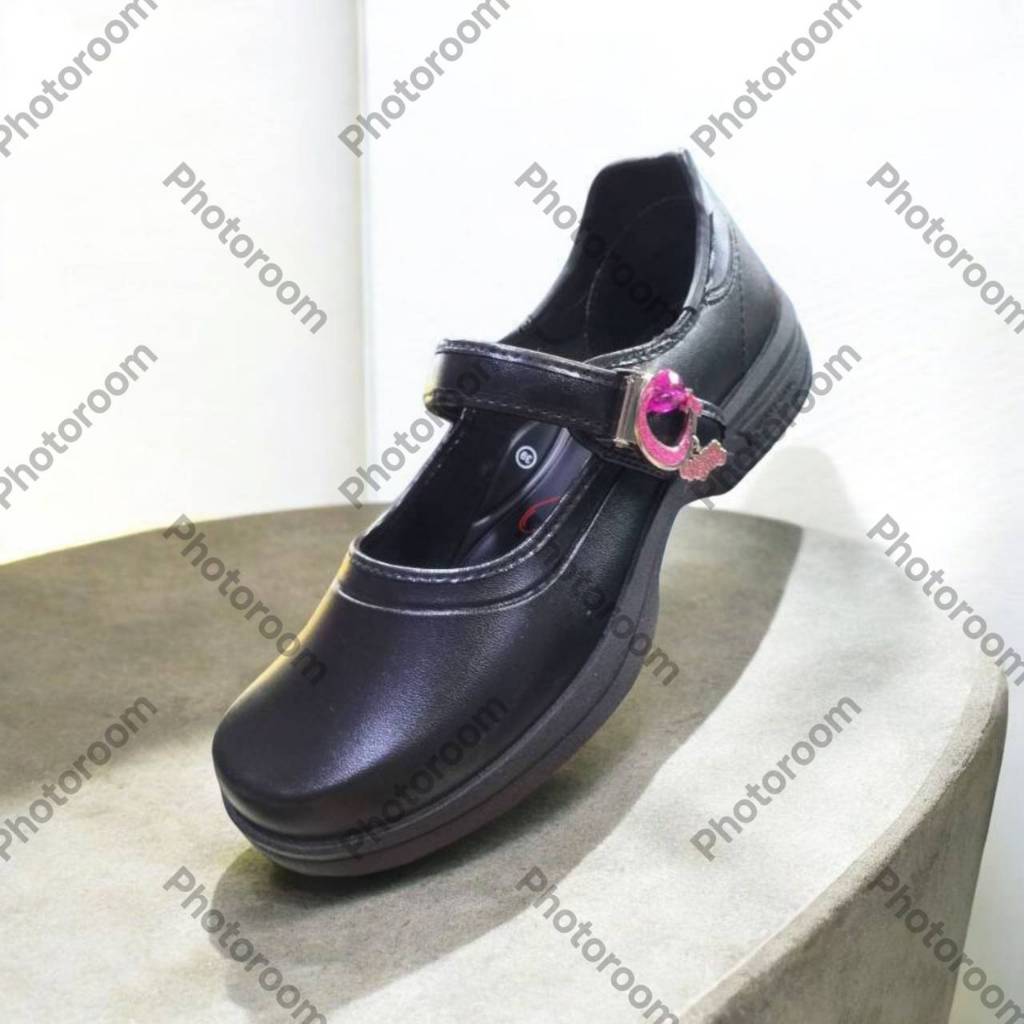 Gerry Gang รองเท้านักเรียนหญิงหนังดำยี่ห้อ Gerry Gang size 30-43 สีดำมีบริการส่งด่วน