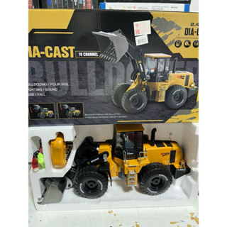 รถเกรทบังคับ10ch no.3827หัวตักเหล็ก