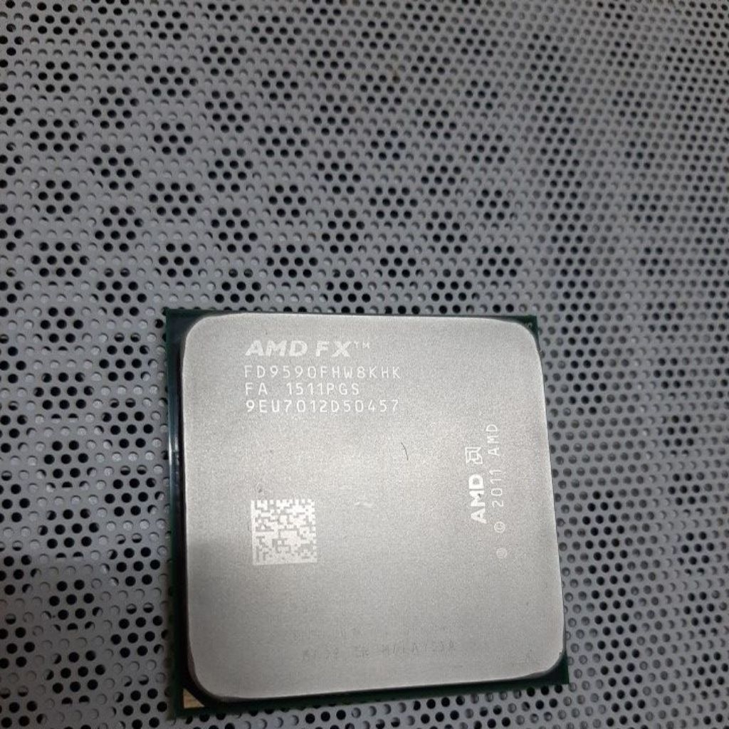 CPU AMD FX 9590 4.7GHz BOOST 5.0GHz AM3+