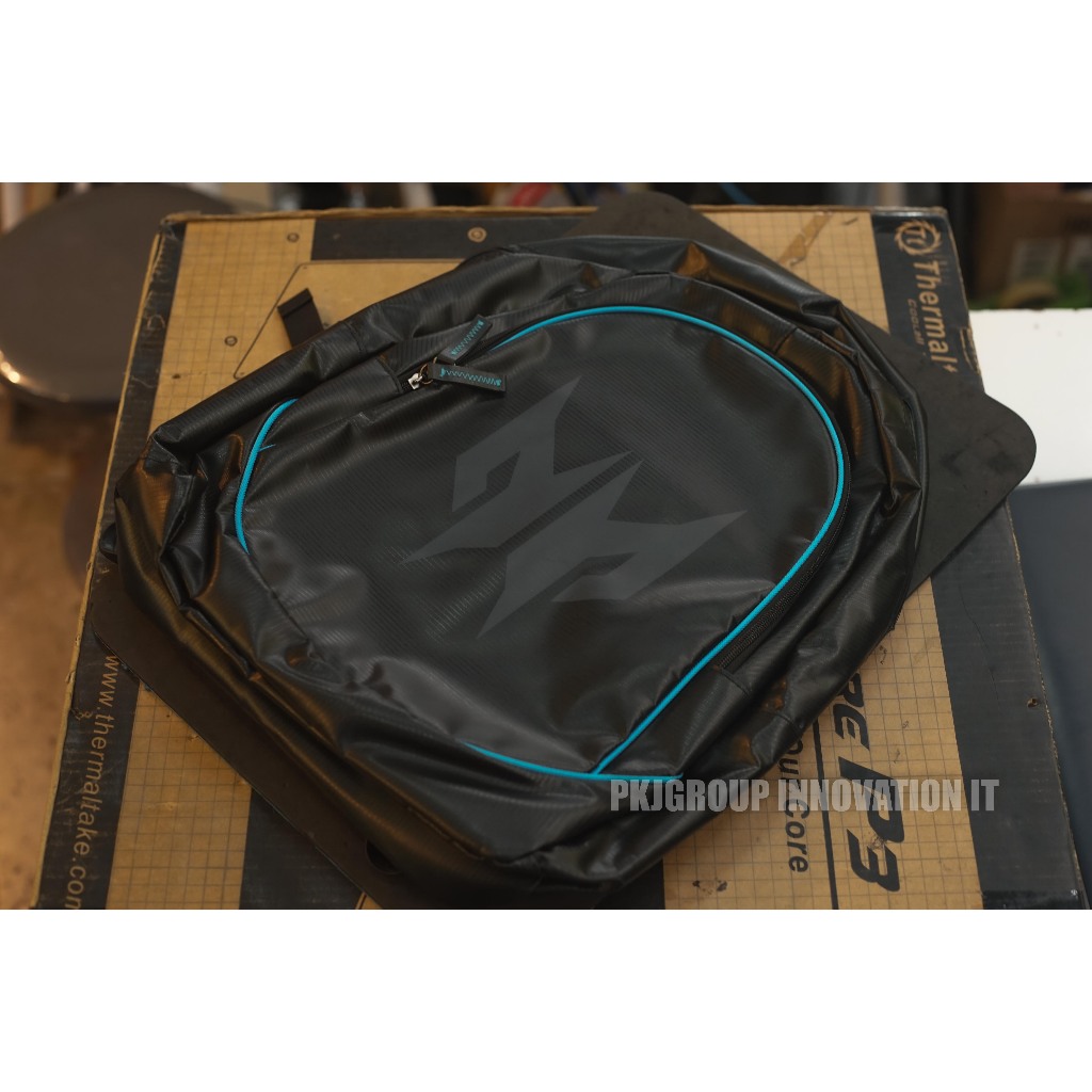 กระเป๋าใส่โน๊ตบุ๊คขนาด 15.6" Acer Predator Canvas Backpack ของใหม่