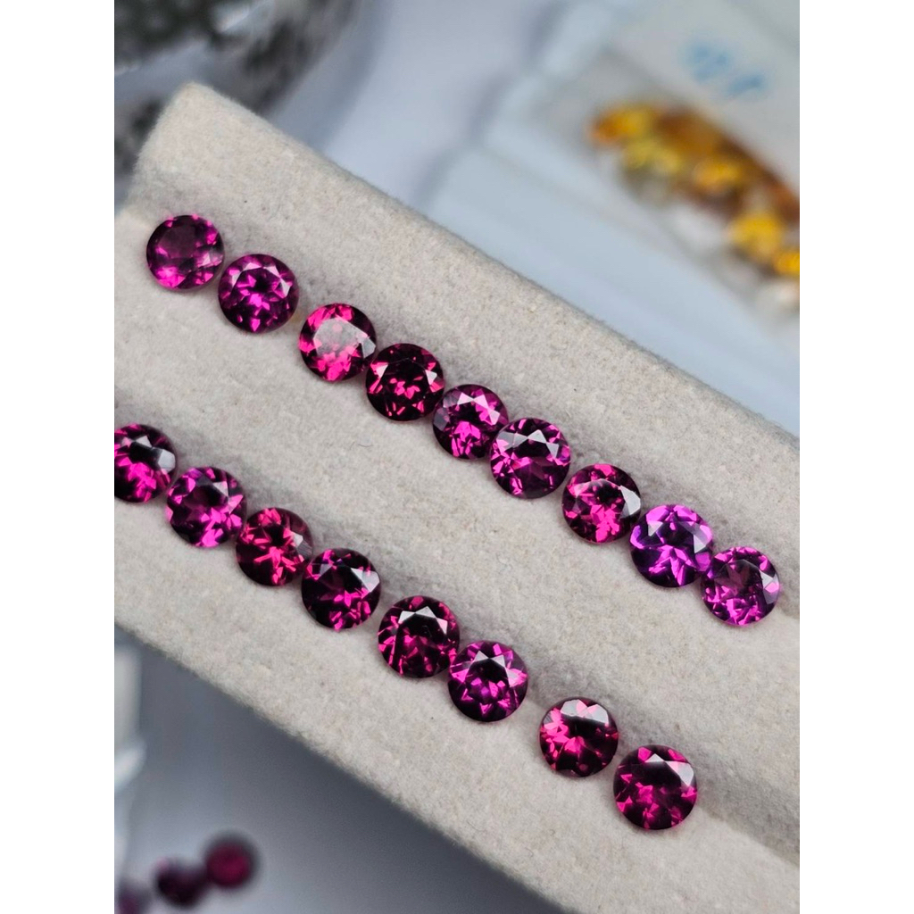 กลม 5มิล 1เม็ด‘ พลอยแท้ โรโดไลท์ การ์เน็ท Natural Rhodolite Garnet เกรดท็อป สีชมพูม่วง พลอย พลอยโกเมน โกเมน โกเมนแท้ Gem