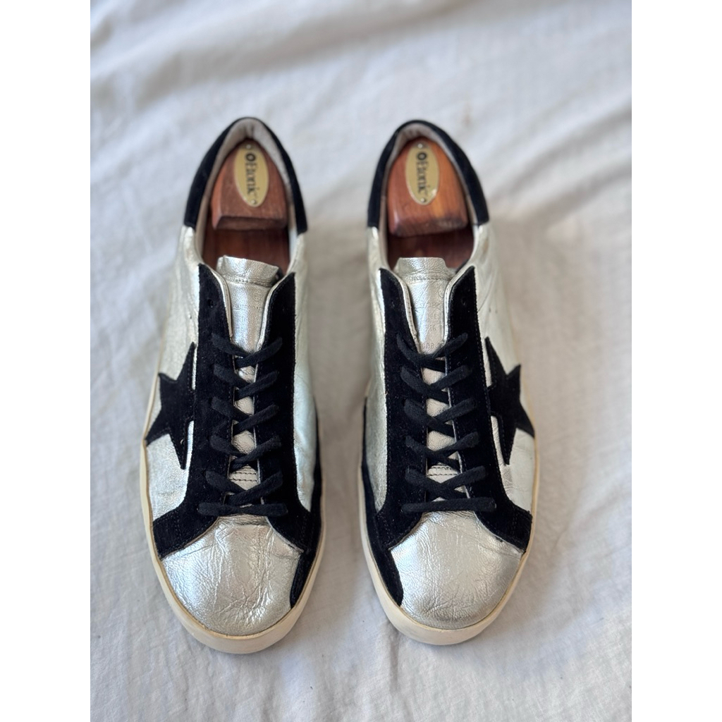 golden goose superstar  Size 42(27.5)