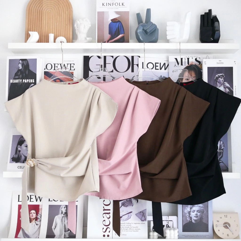 Lawyer Store | [5241621] เสื้อแขนเลย แต่งห่วงข้าง ซิปหลัง งานผ้าตัดสูท คอปีน เสื้อเเขนสั้น เสื้อทำงาน ใส่ทำงาน ใส่เที่ยว