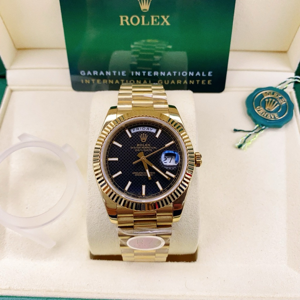นาฬิกาข้อมือ Rolex Day-Date CC R7 40mm.(รับประกัน1ปี)