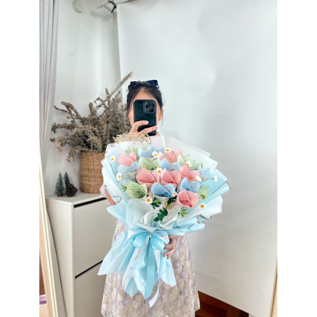ช่อเปล่าทรงกรวย 5,10,15,20ใบ ช่อเงิน ช่อธนบัตร รับปริญญา ของขวัญ