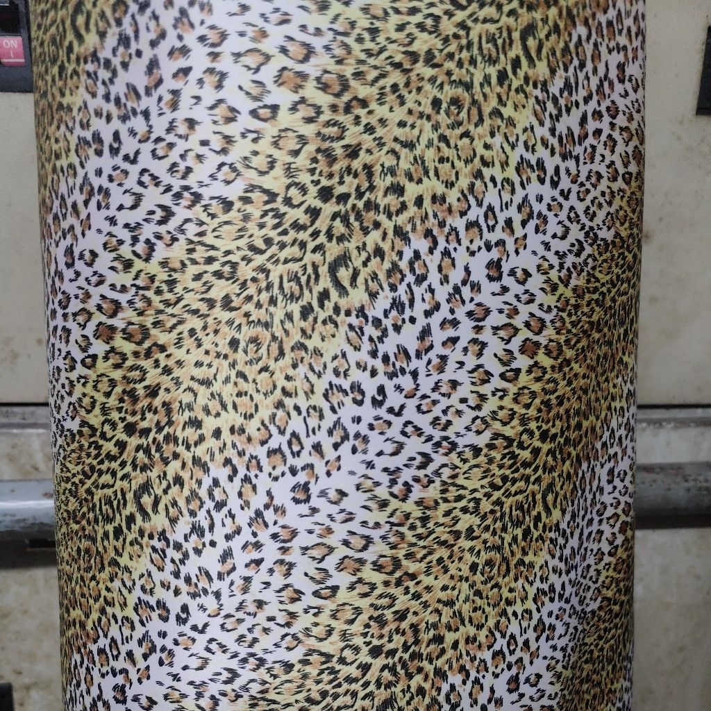 หนังเทียมพีวีซีลายงู ลายเสือ 90*145ซม. - รูปที่ 5