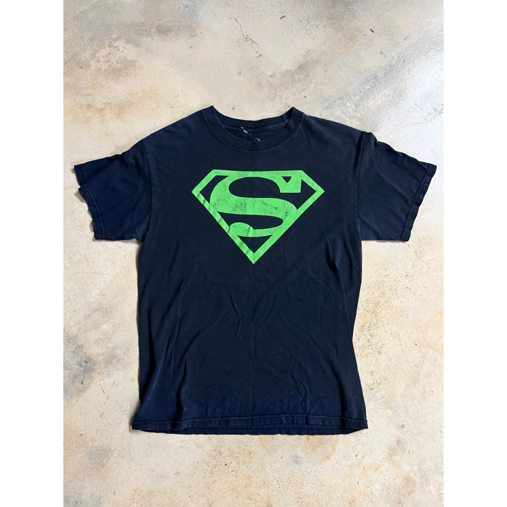 Superman t-shirt  Size : M