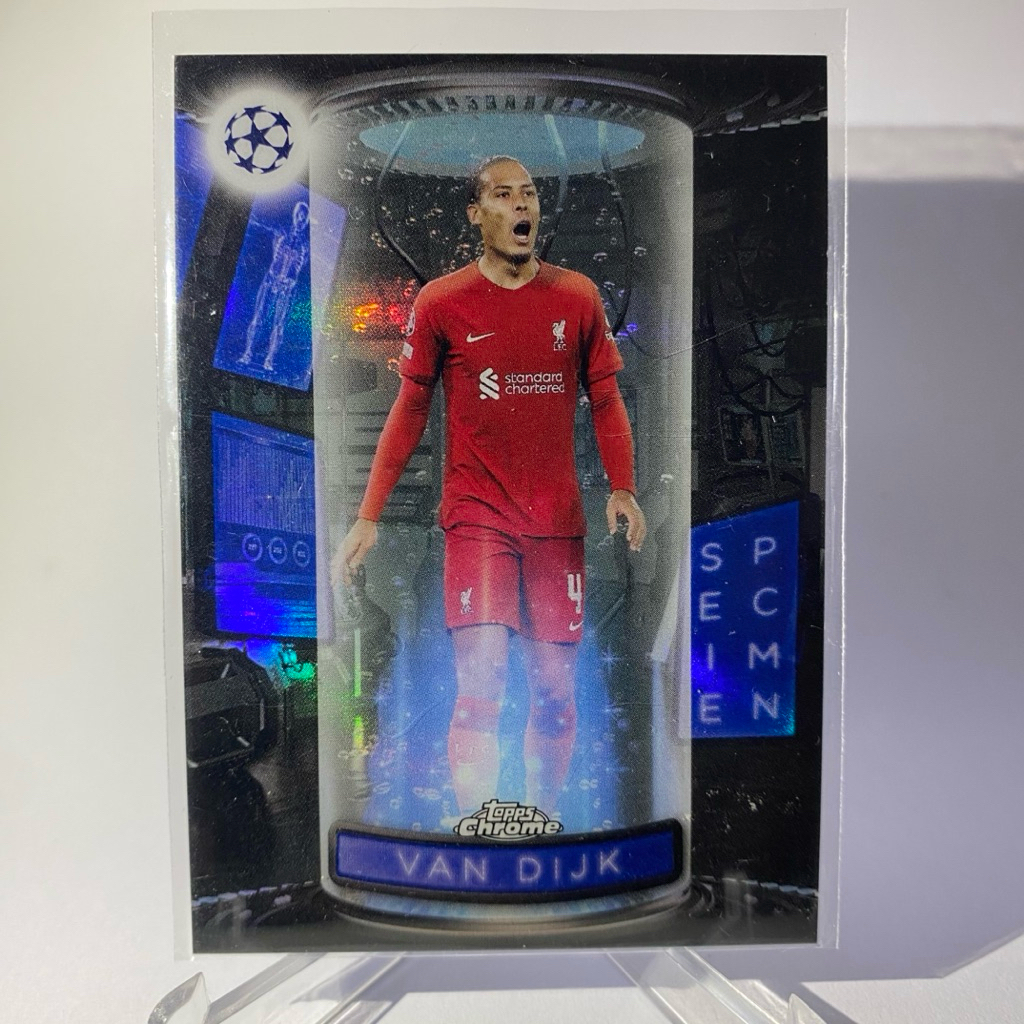 การ์ดนักฟุตบอล VERGIL VAN DIJK, LIVERPOOL, TOPPS CHROME 2023