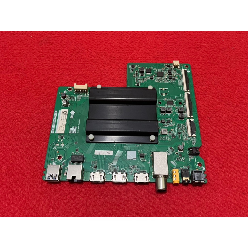 เมนบอร์ดทีวียี่ห้อTCLรุ่น65P735 พาร์ทTD.RT2851MT.775(แท้ถอด)