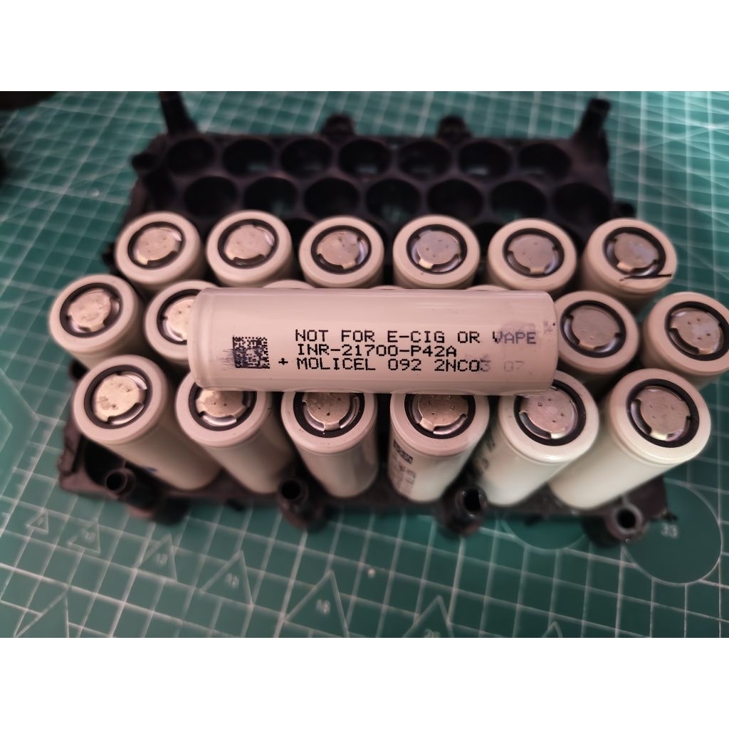 🔋 แบตเตอรี่ลิเธียม 21700 มือสอง – Molicel P42A (ความจุสูง 4200mAh)