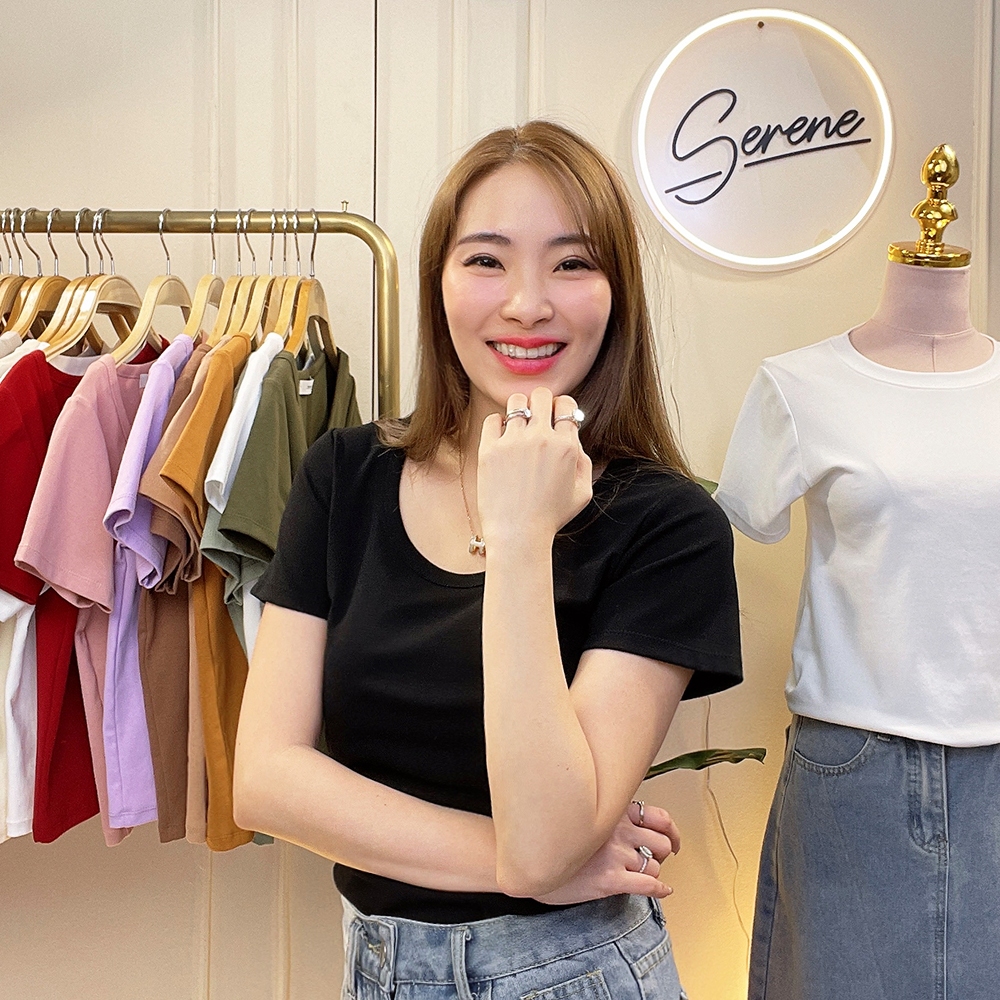 Serene's Choice เสื้อคอยูแขนสั้น ผู้หญิง ผ้าคอตตอนญี่ปุ่น Short Sleeve Cotton U Neck Shirt