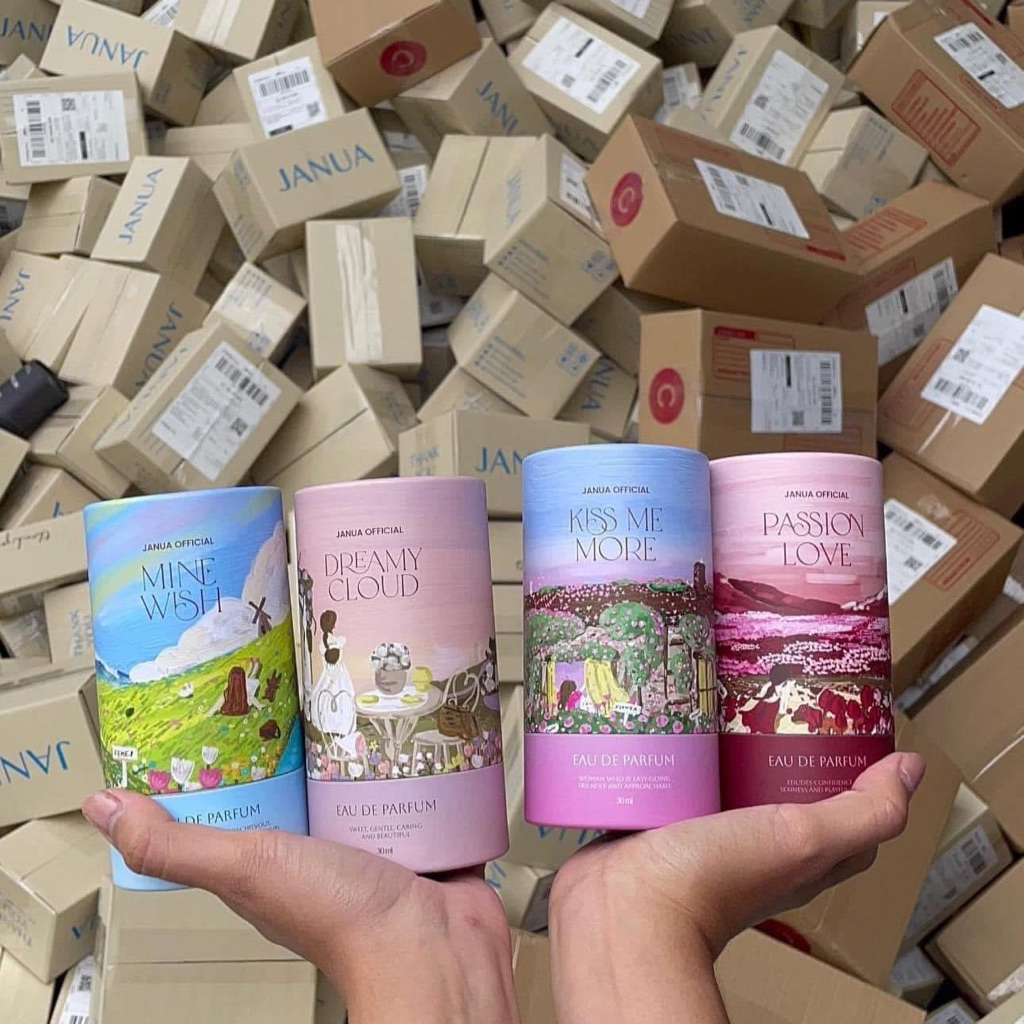 น้ำหอมแจนยัวร์คอลเลคชั่นใหม่ กลิ่นหอมติดทน 4 สไตล์ให้เลือก