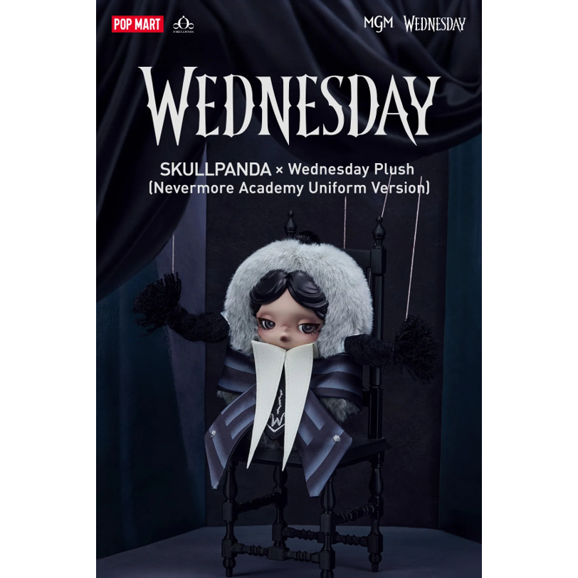 พร้อมส่ง POP MARTพวงกุญแจ SKULLPANDA × Wednesday Plush（Nevermore Academy Uniform Version）